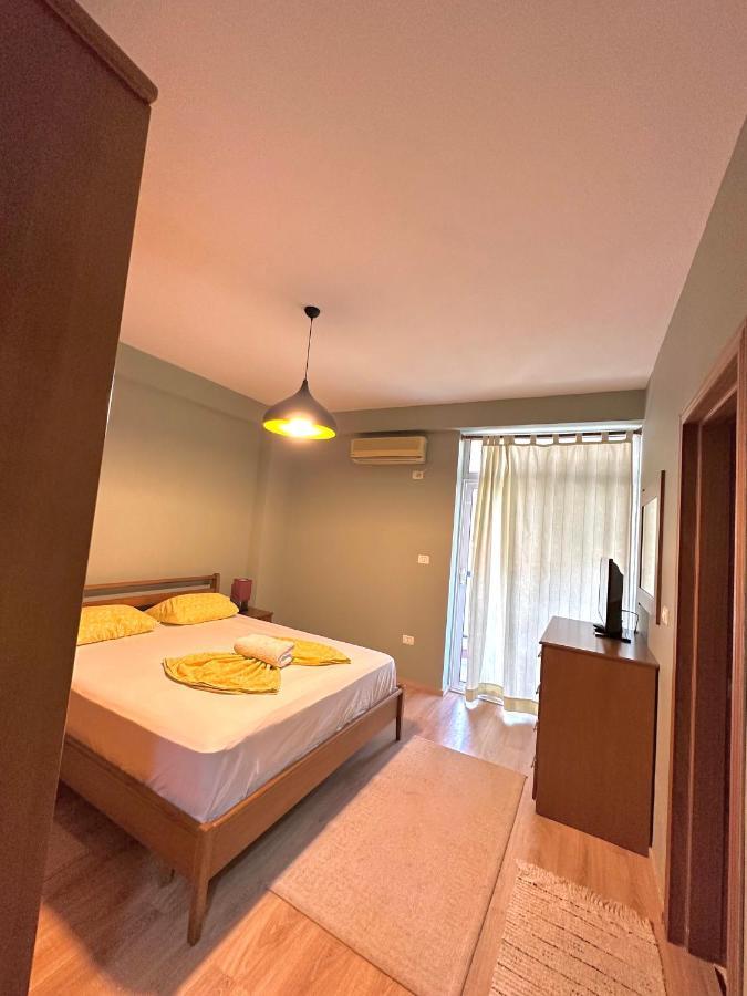 Central Inn Home Tirana Exterior photo